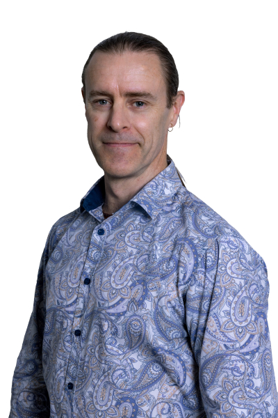 <strong>Dr Benjamen Hiles</strong><br />Chiropractor